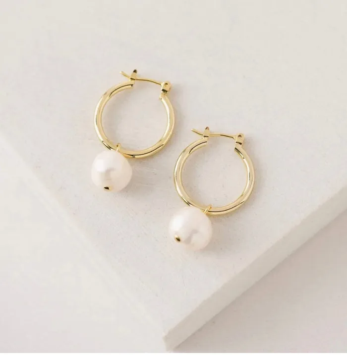 Andie Pearl Hoop Earrings Gold Lovers Tempo Earrings
