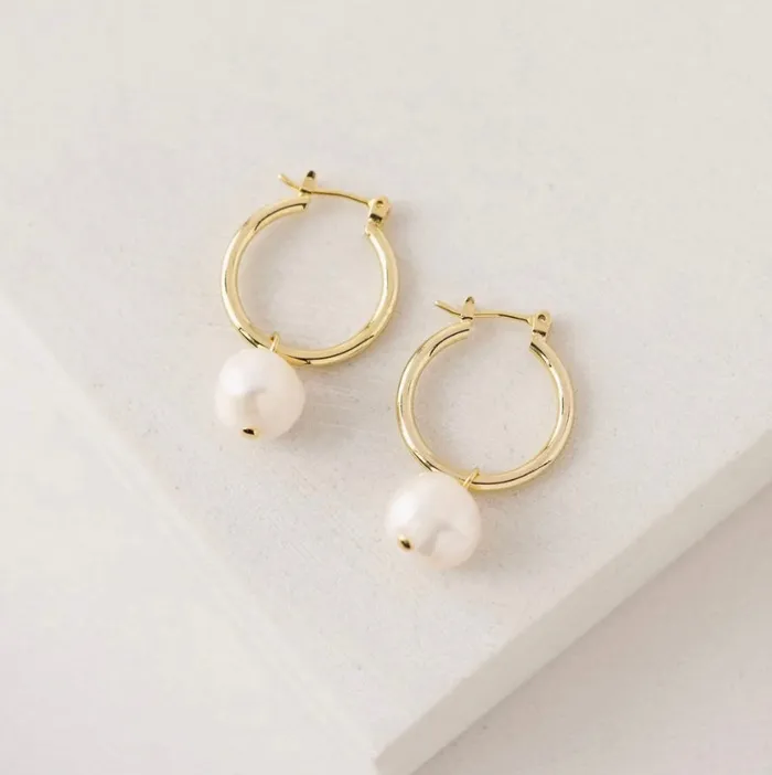 Andie Pearl Hoop Earrings Gold Lovers Tempo Earrings