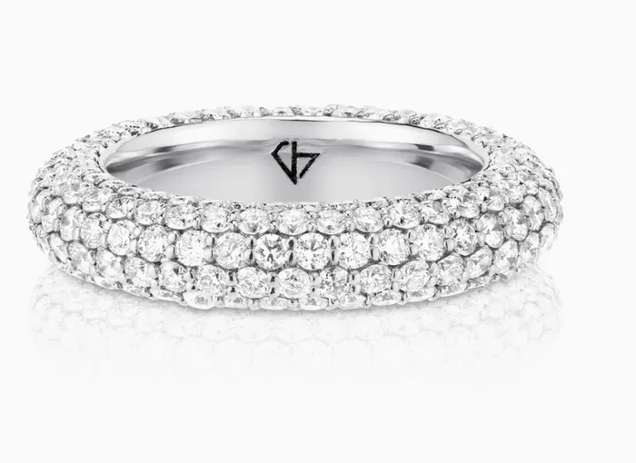 Carbon Hyde Rings Bombe Pave Ring