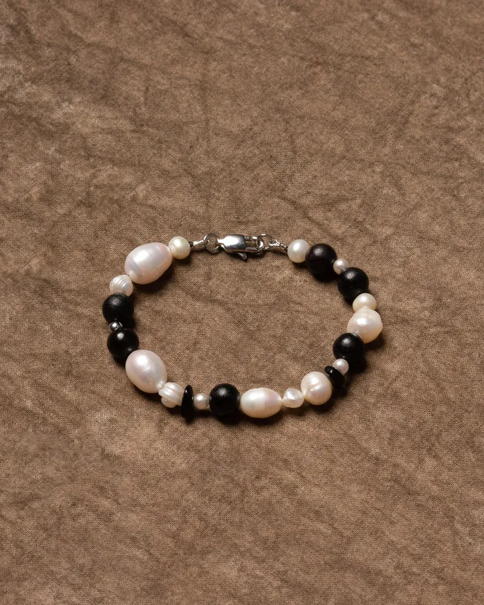 CUN Bracelets Nera Grand Ebony Pearl Beaded Bracelet
