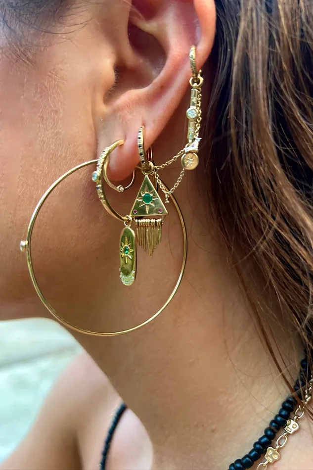 Earrings Scosha Dame Diamond Hoops in Gold