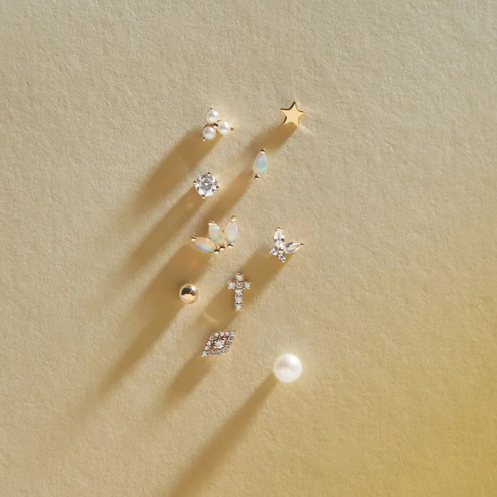ETTA Triple Pearl Threadless Flatback Earring AURELIE GI Earrings