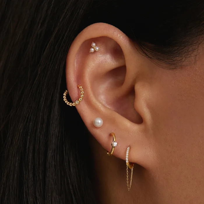ETTA Triple Pearl Threadless Flatback Earring AURELIE GI Earrings