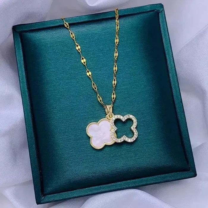 Get Signatured Necklaces Luxury Clover Necklace