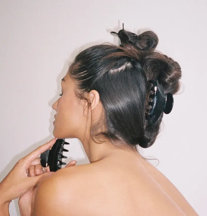 LIL EFFING CLIP IN NOIR emi jay Earrings