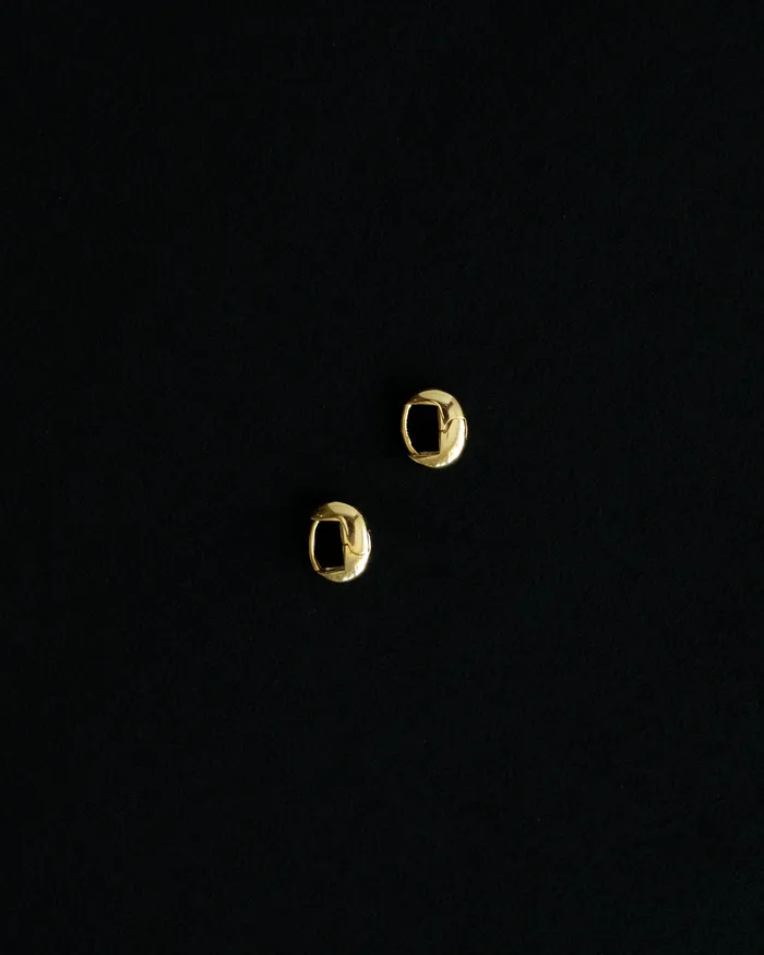 MYJN Earrings Oera Tiny Lock Hoop Earrings