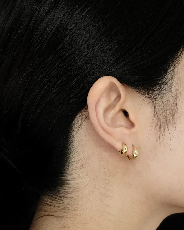 MYJN Earrings Oera Tiny Lock Hoop Earrings