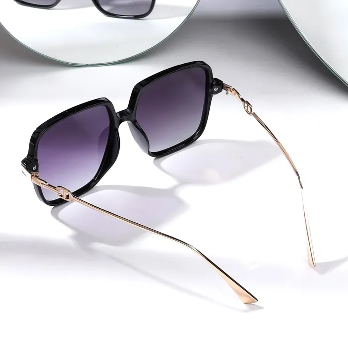 Necklaces Yellow Chimes Yellow Chimes Sunglasses for Women Square Shaped Black Sunglasses for Women Polarised Sunglasses Girls Women Sunglasses for Women Stylish 100 UV 400 Protection with Case