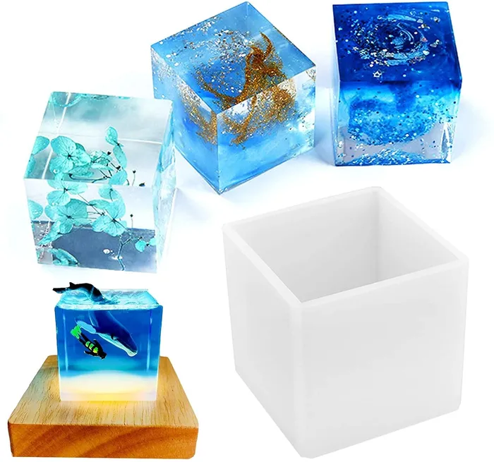 Resinarthub Square Silicone Mold Light Lamp with Wooden Lighted Base Necklaces