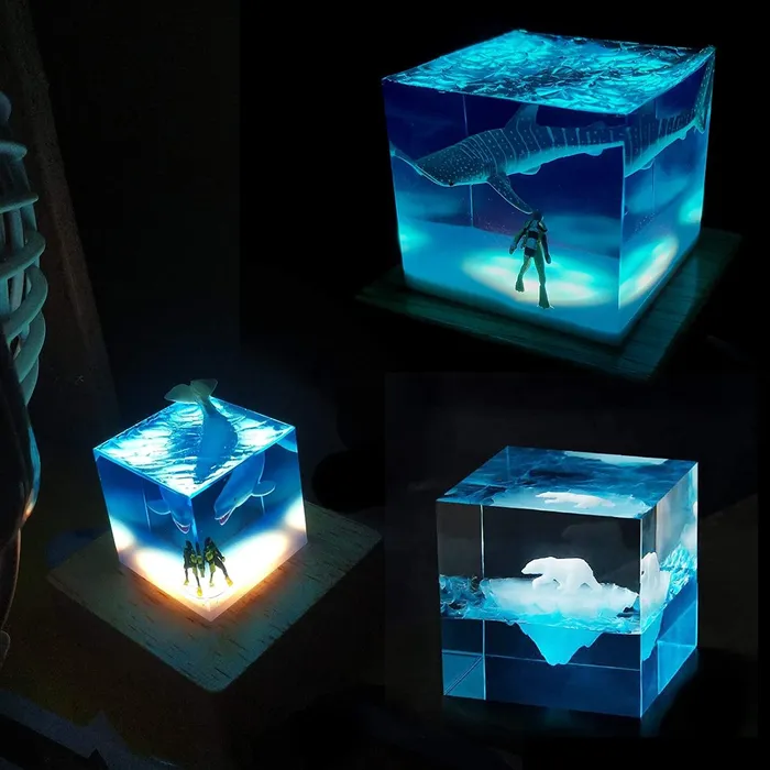 Resinarthub Square Silicone Mold Light Lamp with Wooden Lighted Base Necklaces