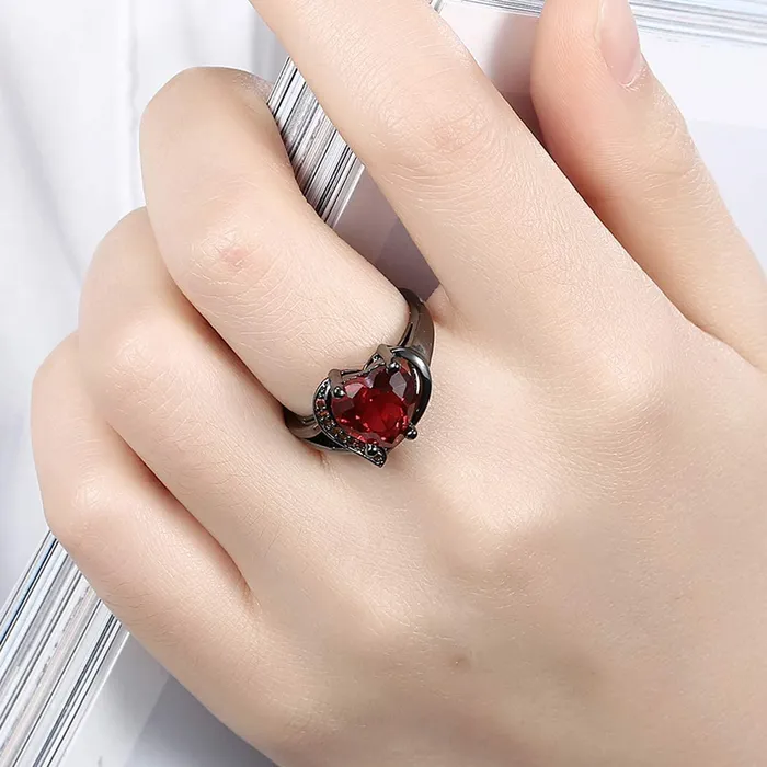Rings Yellow Chimes Yellow Chimes Ring for Women Red Heart Shaped black Colored with Red Velvet Rose Ring Box for Women and Girls