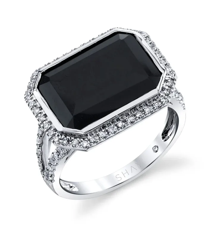 Shay Fine Jewelry BLACK ONYX VERT RING Rings