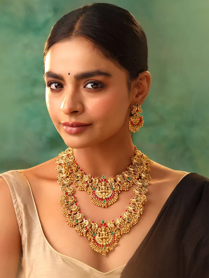 Temple Jewellery Set Traditional Gold Plated Bridal Necklace Set with Intricate Design 36cm Necklaces Gold Yellow Chimes Necklaces