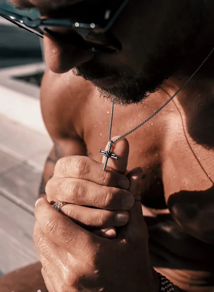WE ARE ALL SMITH Mens Jewelry Clothing Necklaces Waterproof Mens Nail Cross Necklace WE ARE ALL SMITH Mens Jewelry Clothing Necklaces Waterproof Mens Nail Cross Necklace