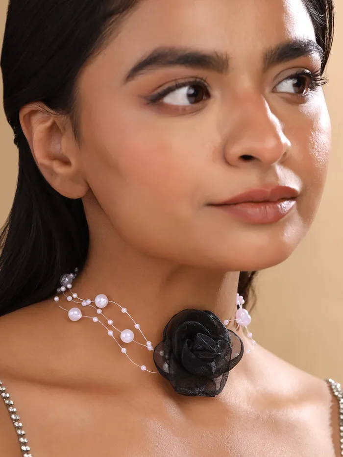 Yellow Chimes Choker Necklace Fashion White Pearl Accessory for Women One Size Elegant Floral Design Bracelets