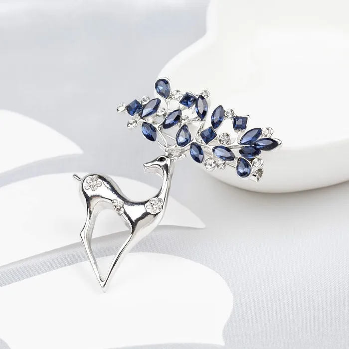 Yellow Chimes Deer Brooch for Women Elegant Clip Deer Crystal Shawl Sweater Crystal Silver Brooch for Women and Girls Yellow Chimes Necklaces