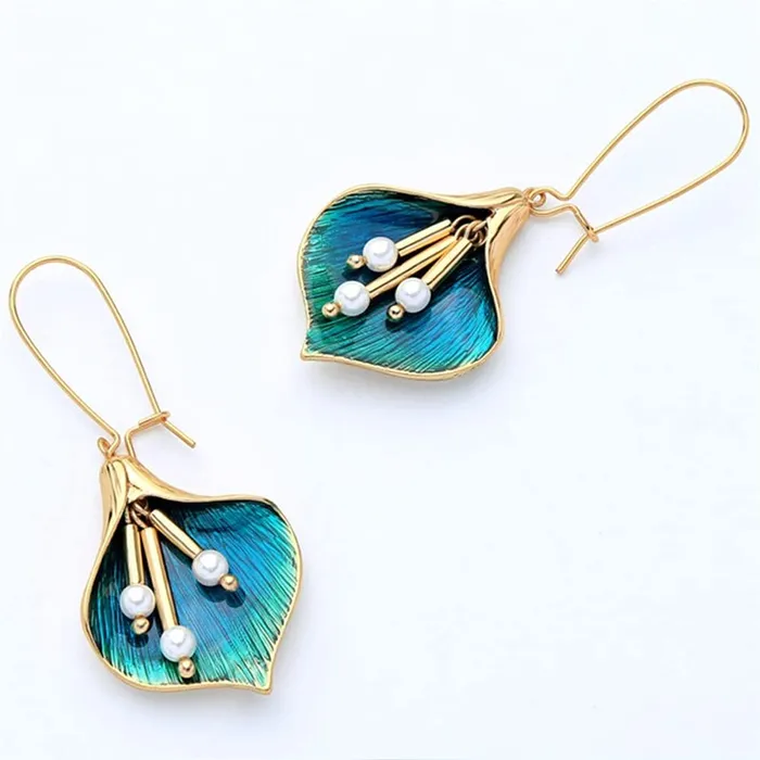 Yellow Chimes Earrings For Women Gold Toned Green Leaflet Designed Drop Earrings For Women and Girls Yellow Chimes Necklaces