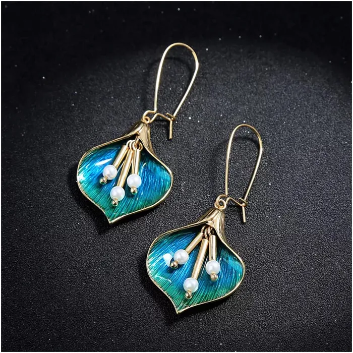 Yellow Chimes Earrings For Women Gold Toned Green Leaflet Designed Drop Earrings For Women and Girls Yellow Chimes Necklaces