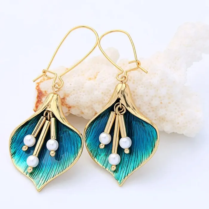 Yellow Chimes Earrings For Women Gold Toned Green Leaflet Designed Drop Earrings For Women and Girls Yellow Chimes Necklaces