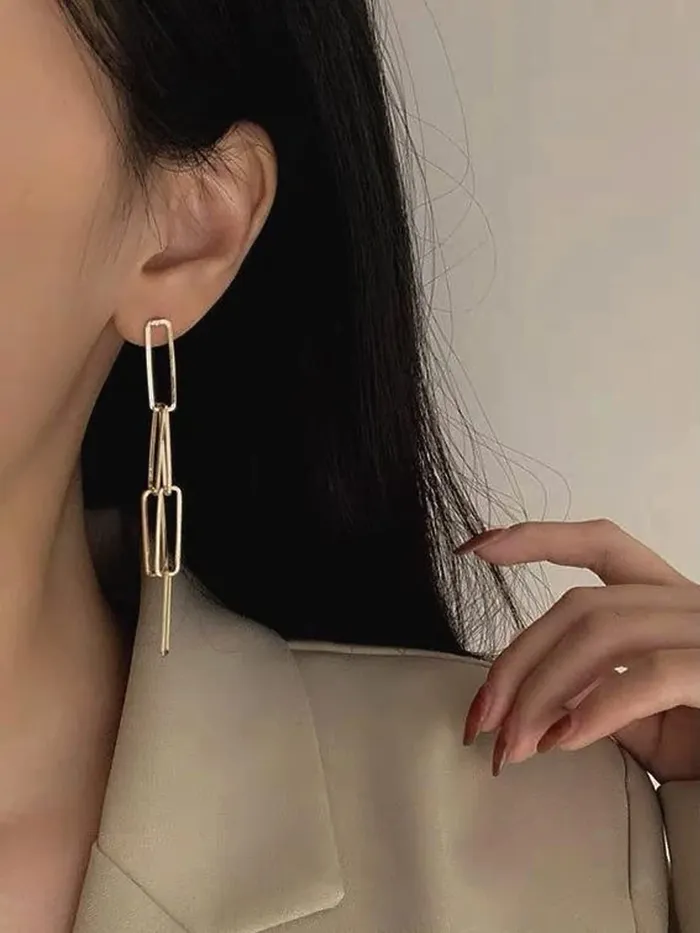 Yellow Chimes Earrings Yellow Chimes Earrings for Women and Girls Fashion Golden Dangler Western Style Geometric Interlinked Chain Long Danglers Earrings Birthday Gift for Girls Women Anniversary Gift for Wife