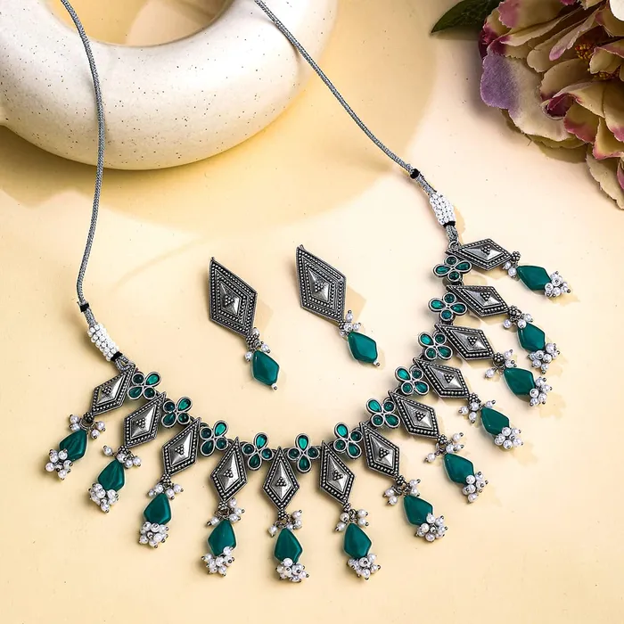 Yellow Chimes Jewellery Set for Women and Girls Choker Set for Women Silver Tone Green Beads Drop Choker Necklace Set for Women Birthday Gift For Girls and Women Anniversary Gift for Wife Yellow Chimes Earrings