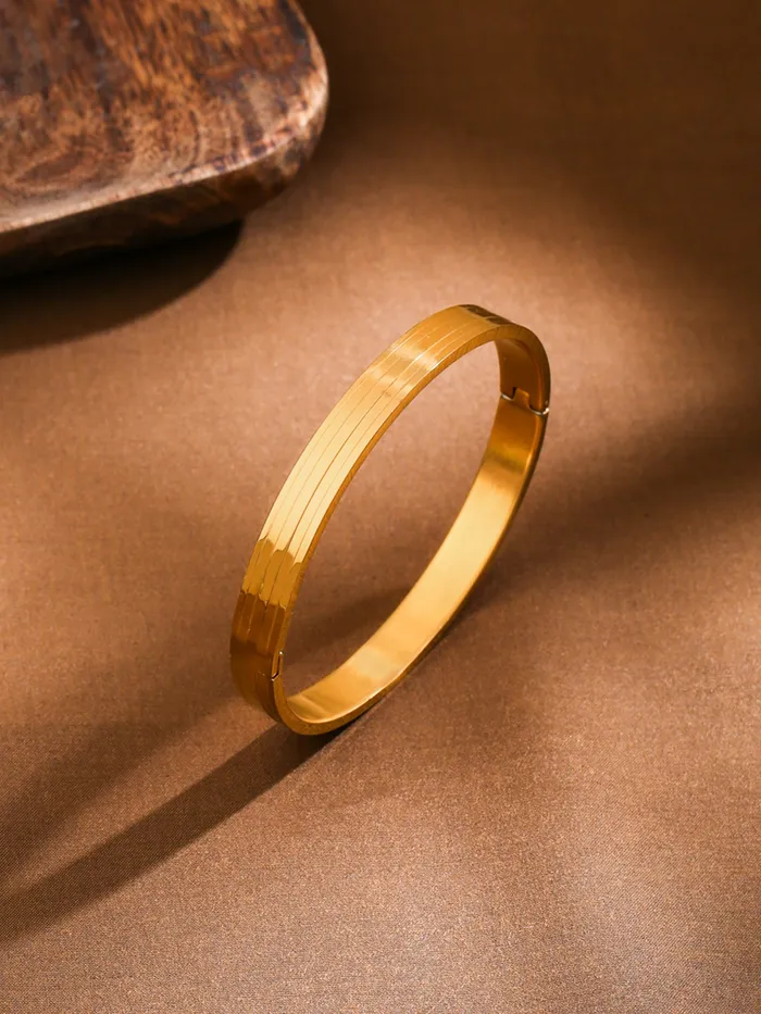 Yellow Chimes PreStyled Sets Gold Kada for Men Stylish Stainless Steel Bracelet One Size Gold