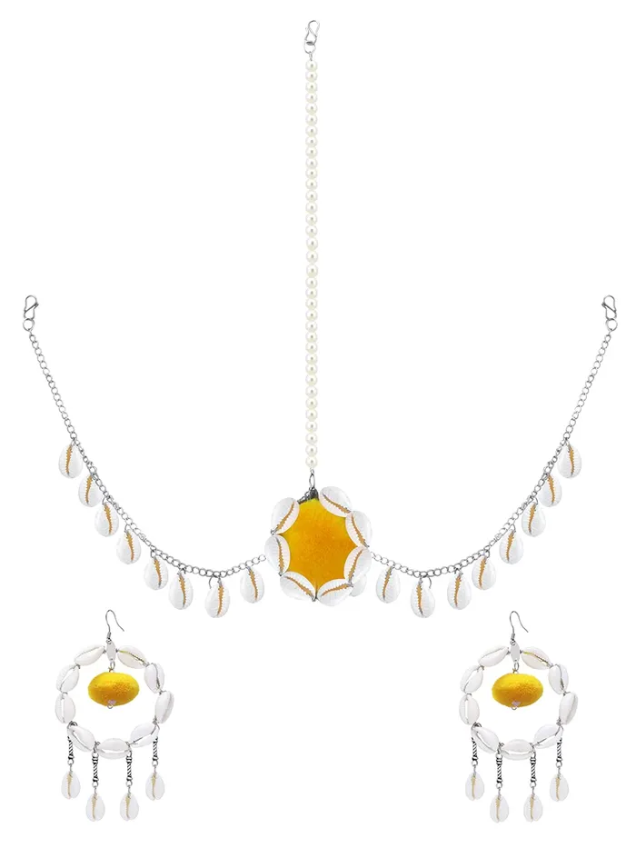 Yellow Chimes Traditional Jewellery Set for Women Traditional Maangtikka Set with Earrings Bracelet for Women and Girls Yellow Chimes Necklaces