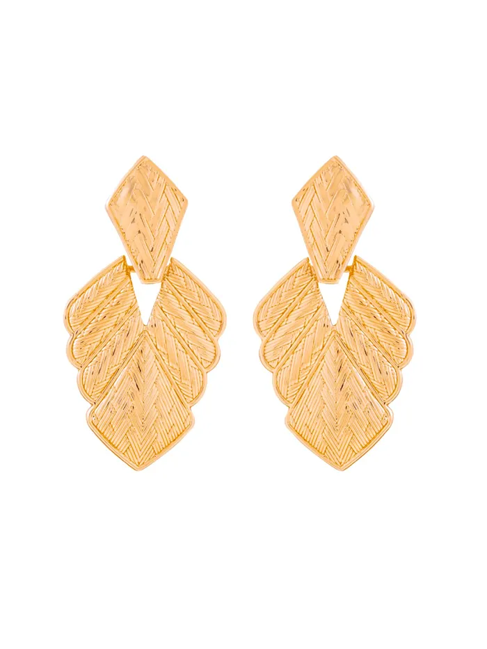 Yellow Chimes Yellow Chimes Drop Earrings for Women Fashion Earrings for Girls Gold Plated Leafy Shaped Drop Earrings Western Style Women Earrings Birthday Gift For Girls Anniversary Gift for Wife Earrings Yellow Chimes Yellow Chimes Drop Earrings for Women Fashion Earrings for Girls Gold Plated Leafy Shaped Drop Earrings Western Style Women Earrings Birthday Gift For Girls Anniversary Gift for Wife Earrings