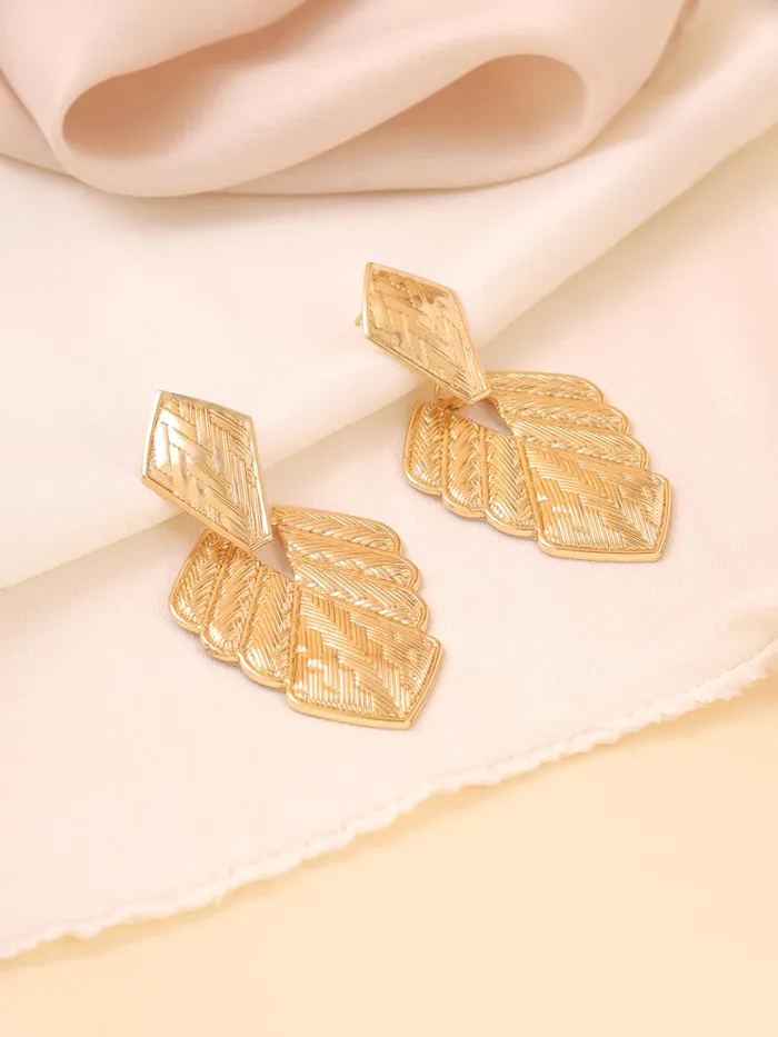Yellow Chimes Yellow Chimes Drop Earrings for Women Fashion Earrings for Girls Gold Plated Leafy Shaped Drop Earrings Western Style Women Earrings Birthday Gift For Girls Anniversary Gift for Wife Earrings