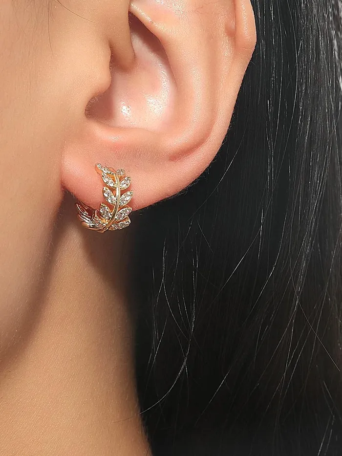 Yellow Chimes Yellow Chimes Earrings for Women and Girls Golden Crystal Hoops Gold Plated Clip On Earrings Golden Hoop Earrings for Women Birthday Gift for girls and women Anniversary Gift for Wife Bracelets