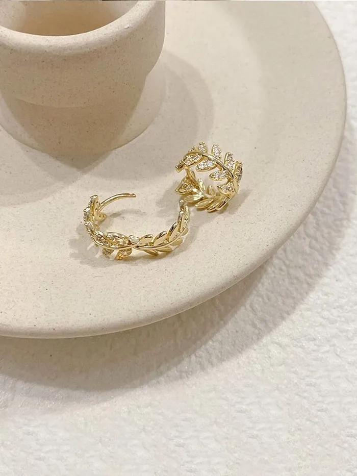 Yellow Chimes Yellow Chimes Earrings for Women and Girls Golden Crystal Hoops Gold Plated Clip On Earrings Golden Hoop Earrings for Women Birthday Gift for girls and women Anniversary Gift for Wife Bracelets
