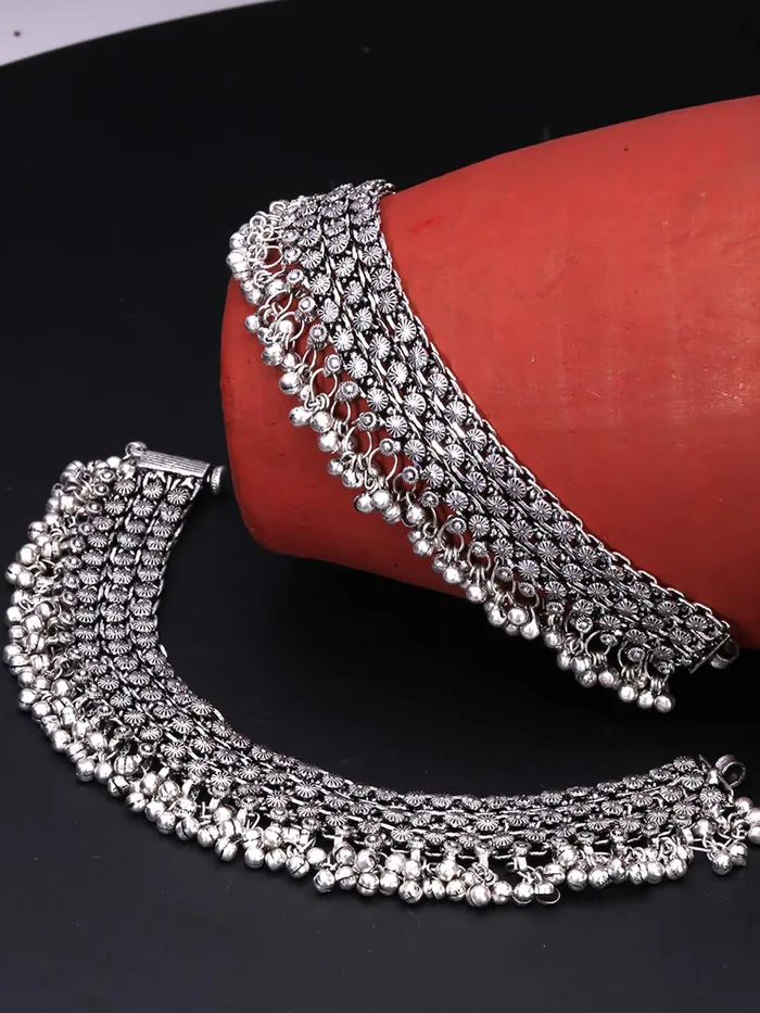 Yellow Chimes Yellow Chimes Genuine German Silver Oxidized Antique Design 2 Pc Heavy Looks Wedding Payal Ethnic Anklets for Women and Girls Earrings